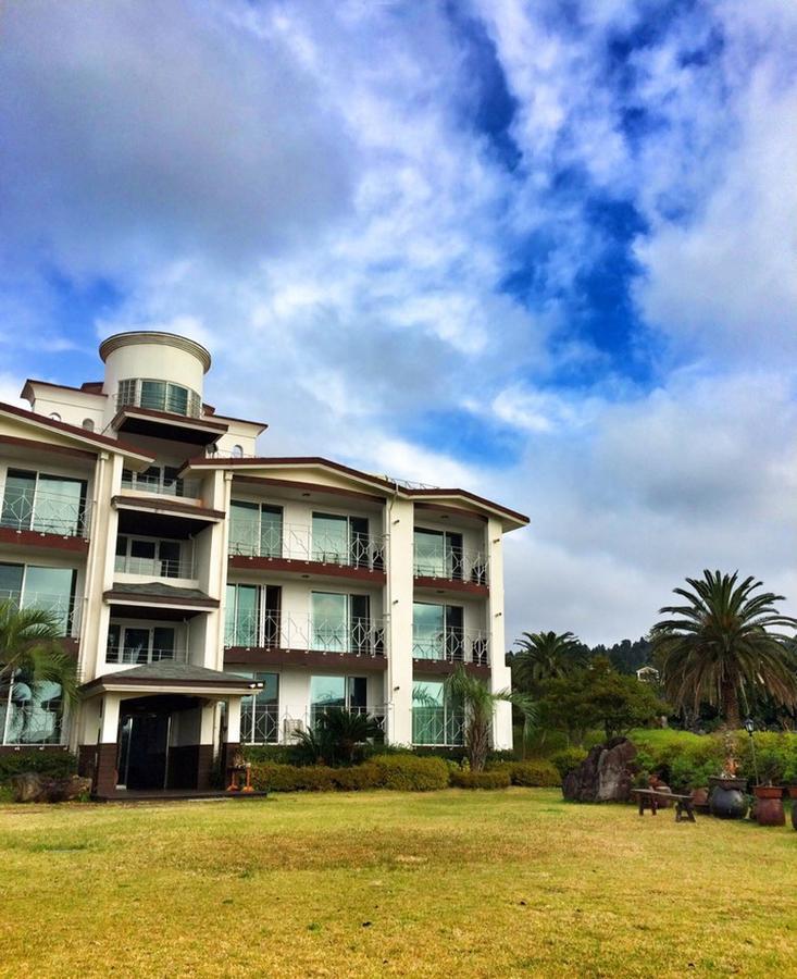 Jeju Land Pension Seogwipo Exterior photo
