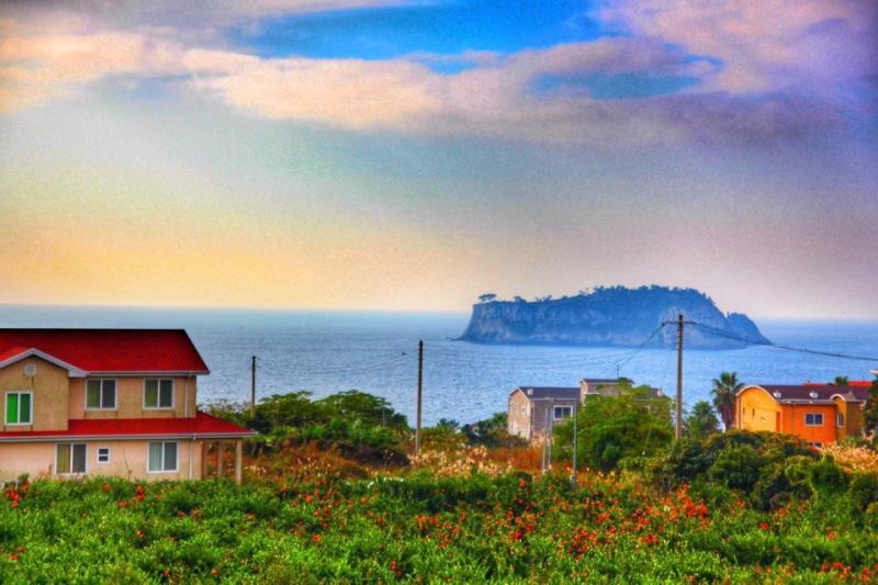 Jeju Land Pension Seogwipo Exterior photo